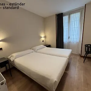 2* Affittacamere Begona - Centro Ciudad